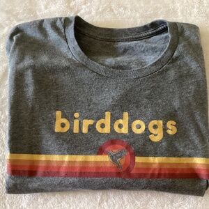 Ladies Birddogs graphic tee. Grey ( no label) Measured Short Sleeve